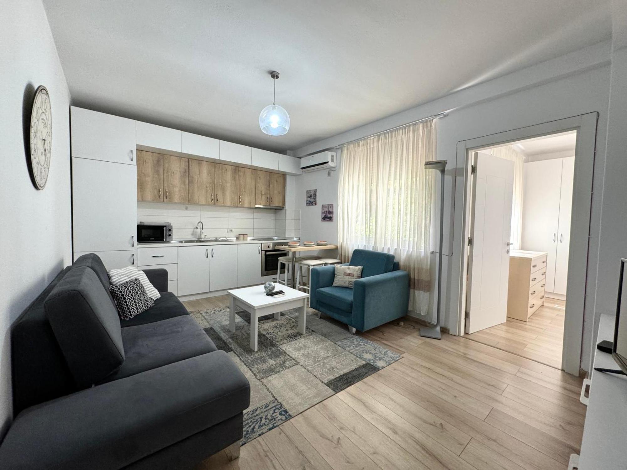 Apartment In The New Bazaar Of Tirana - Hana Blu Eksteriør bilde